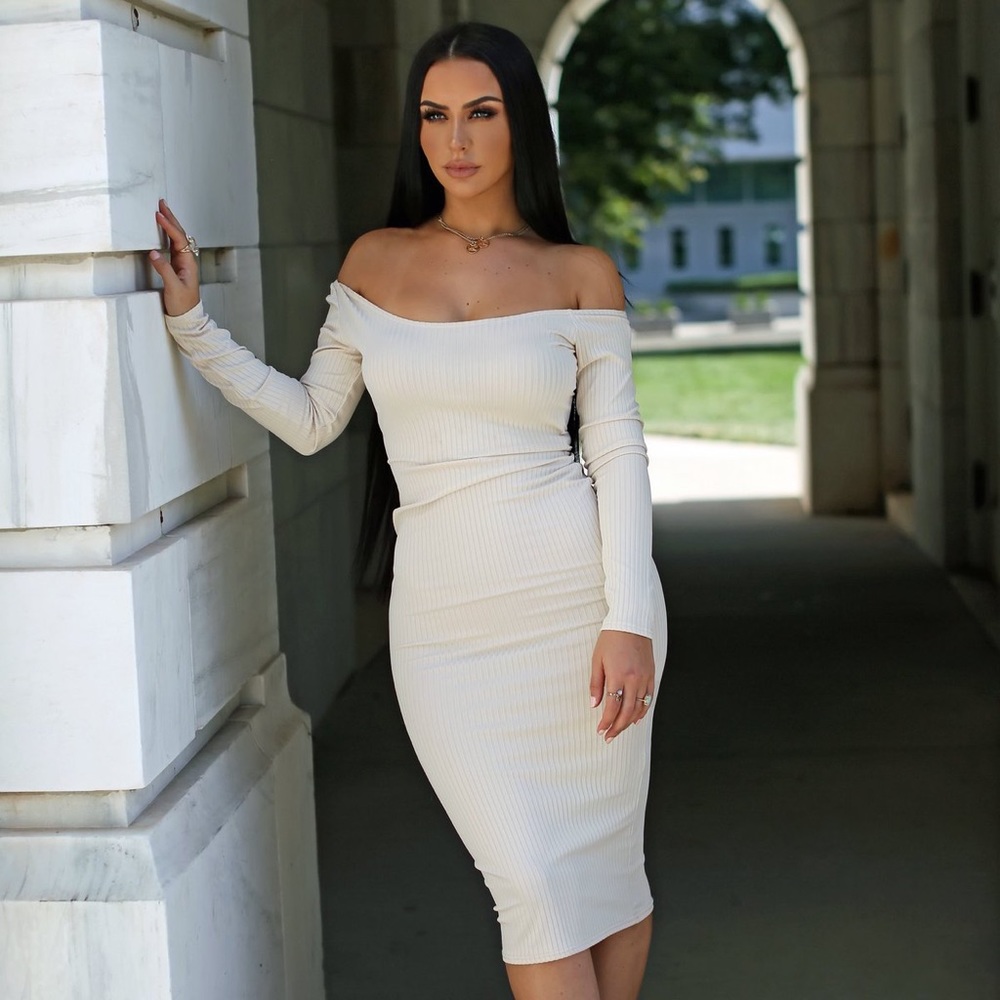 carlibybel x missguided off shoulder midi dress